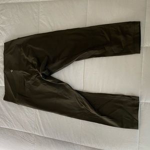 Lululemon Wunder Under 21 Crop